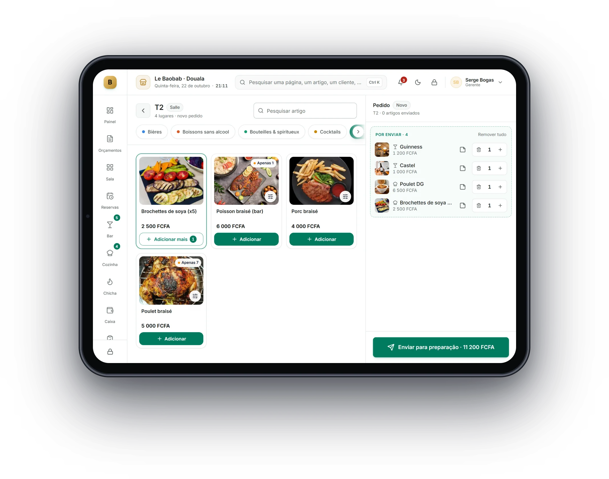 Registo de pedidos num tablet com as fotografias dos pratos